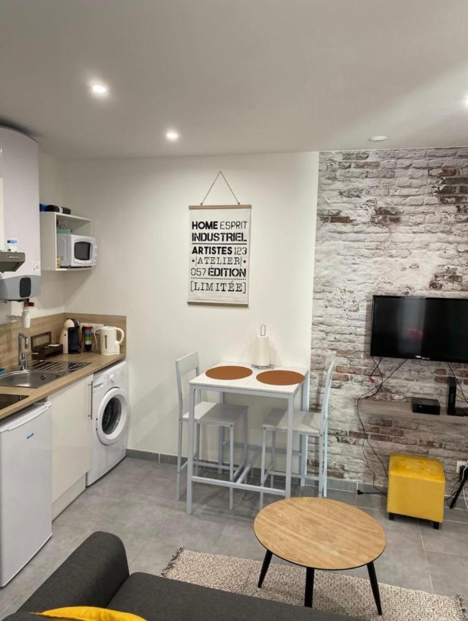 Studio 23M2 Moderne Hypercentre - Arenes A 2 Min Nîmes Exteriér fotografie